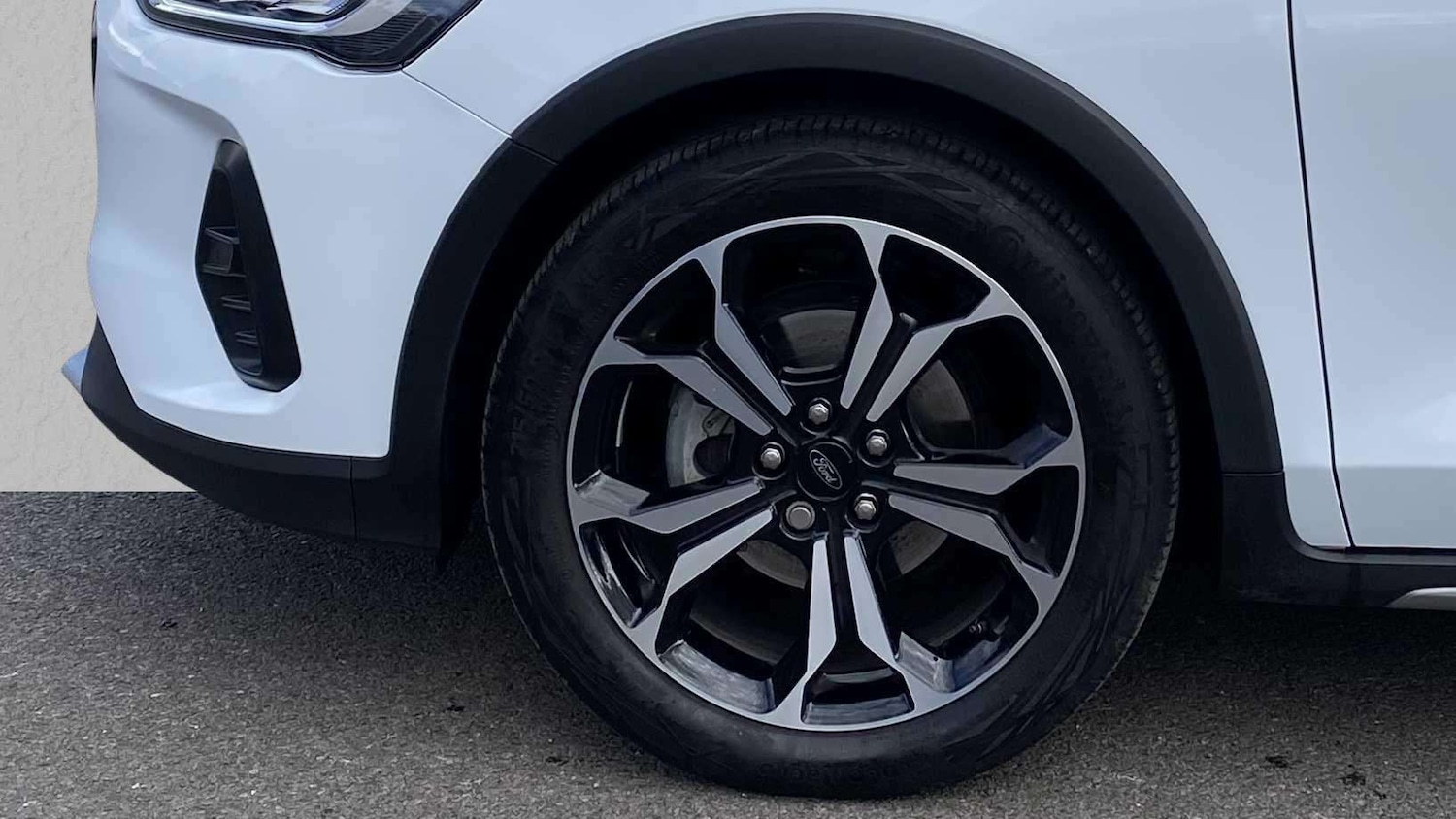 Used Ford Focus 2025 for sale - 76063227: Photo 7