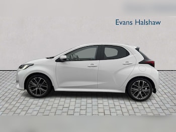 Used Toyota Yaris 2022 for sale - 77373820: Photo