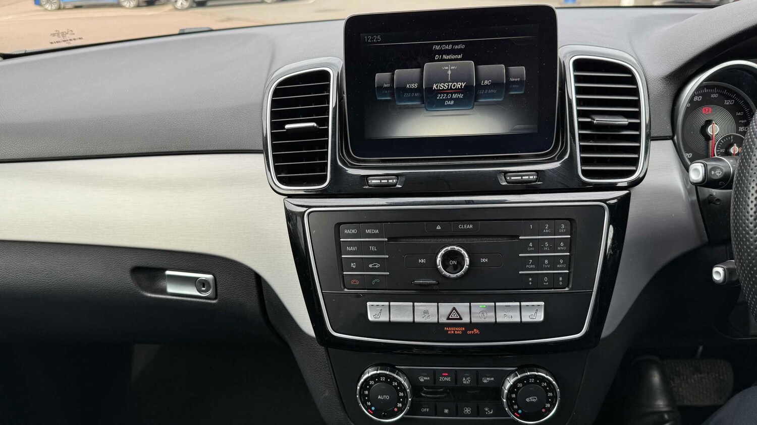 Used Mercedes-Benz GLE 2017 for sale - 77960865: Photo 13