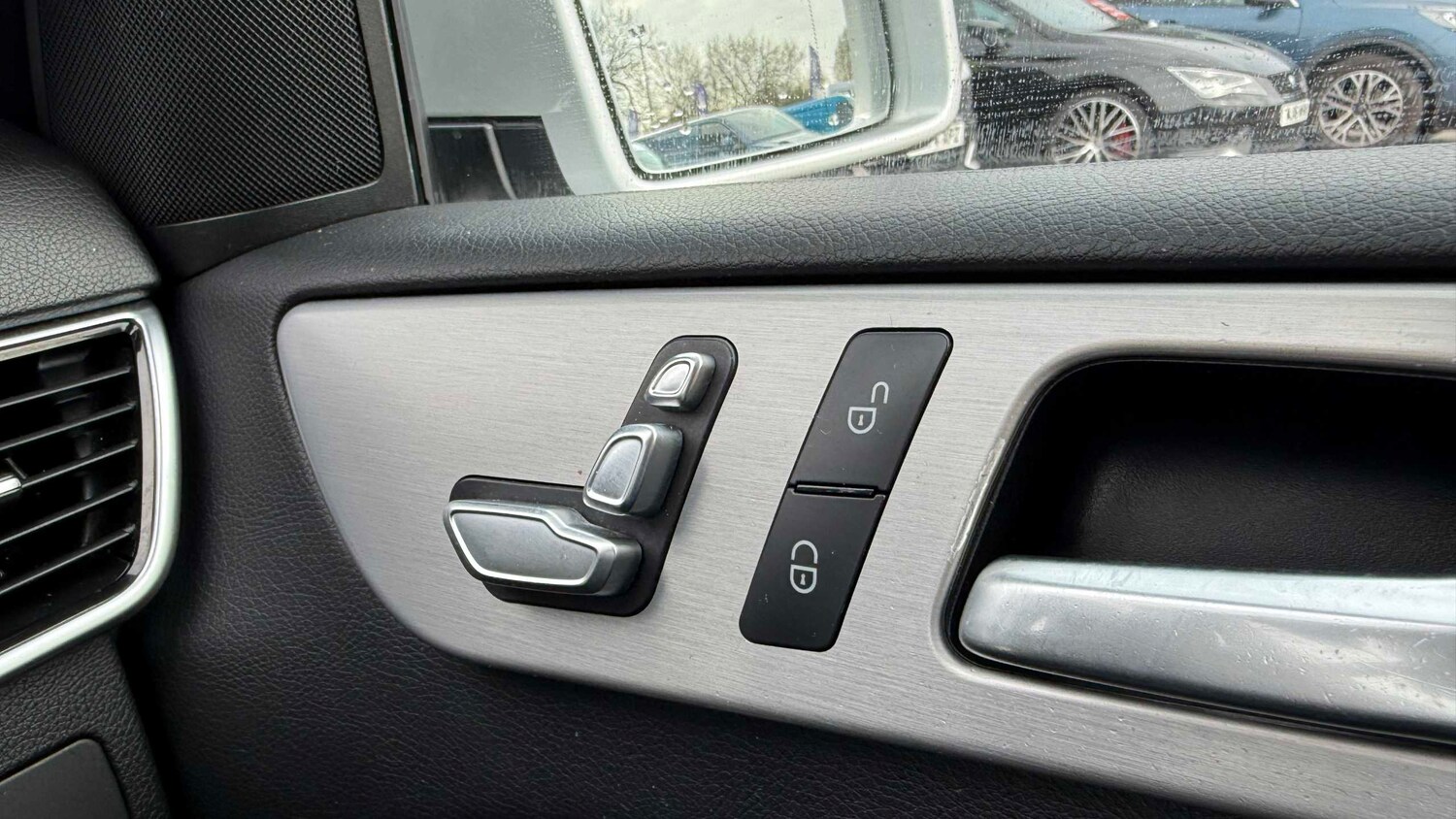 Used Mercedes-Benz GLE 2017 for sale - 77960865: Photo 20