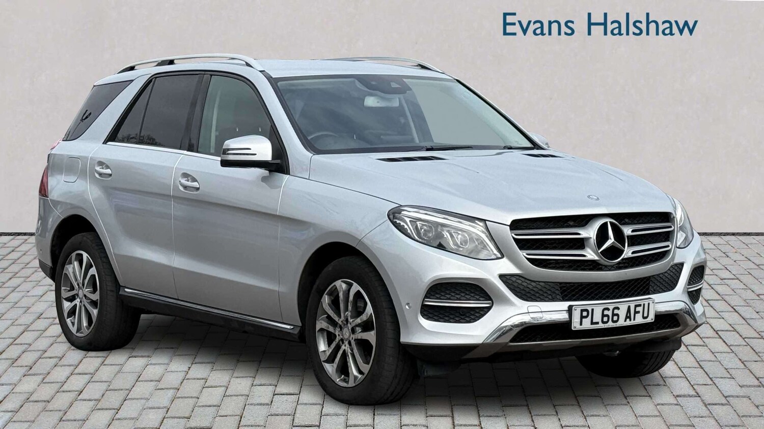 Used Mercedes-Benz GLE 2017 for sale - 77960865: Photo 3