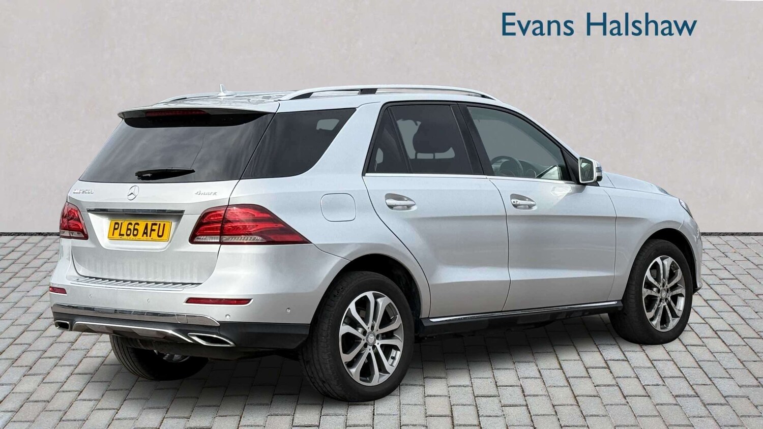 Used Mercedes-Benz GLE 2017 for sale - 77960865: Photo 8