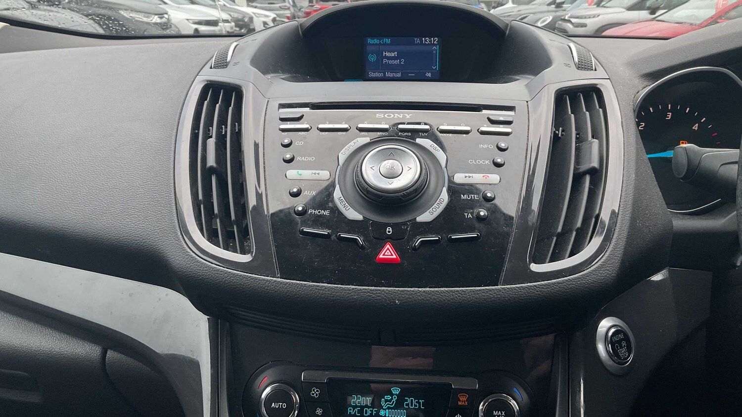 Used Ford Kuga 2014 for sale - 77500201: Photo 13