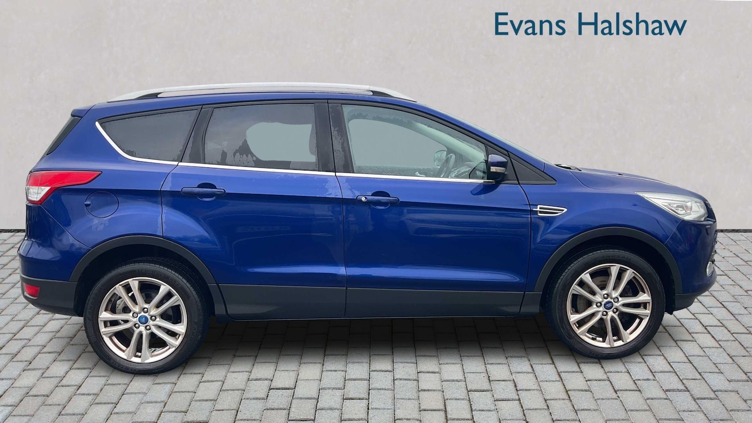 Used Ford Kuga 2014 for sale - 77500201: Photo 2