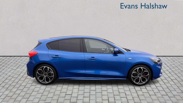 Used Ford Focus 2019 for sale - 76329193: Photo 2