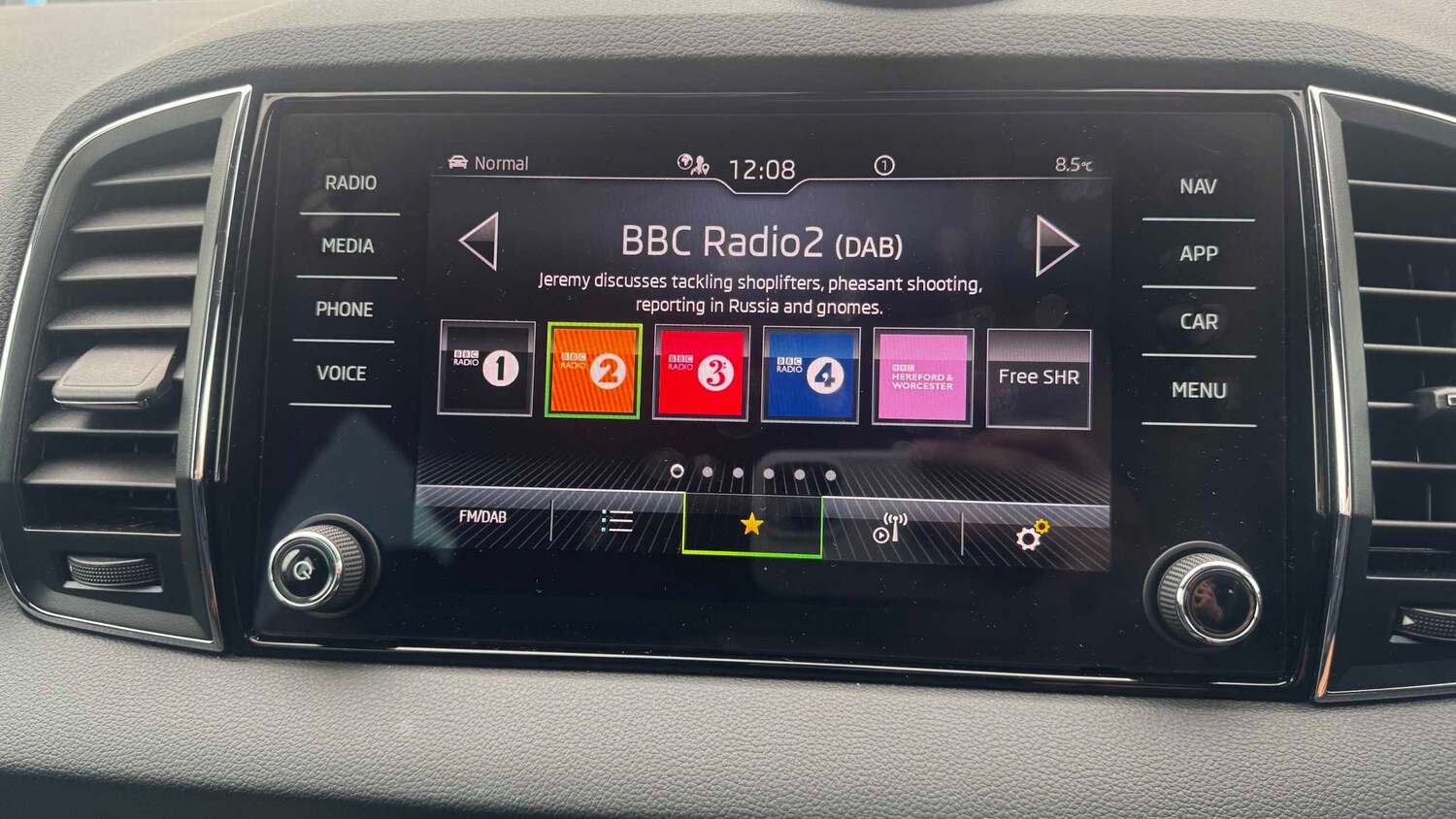 Used Skoda Karoq 2023 for sale - 77979601: Photo 16