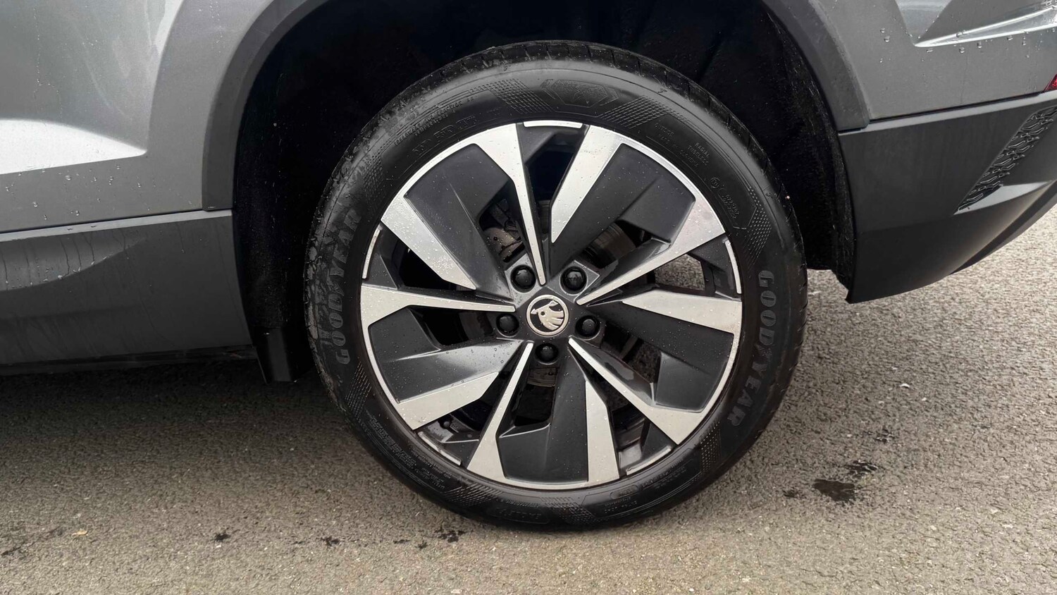 Used Skoda Karoq 2023 for sale - 77979601: Photo 9