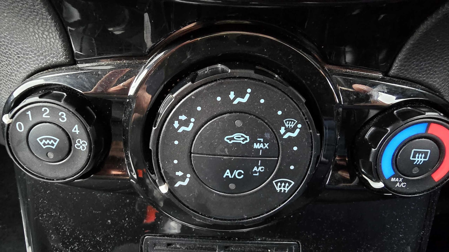 Used Ford Fiesta 2017 for sale - 76488013: Photo 15