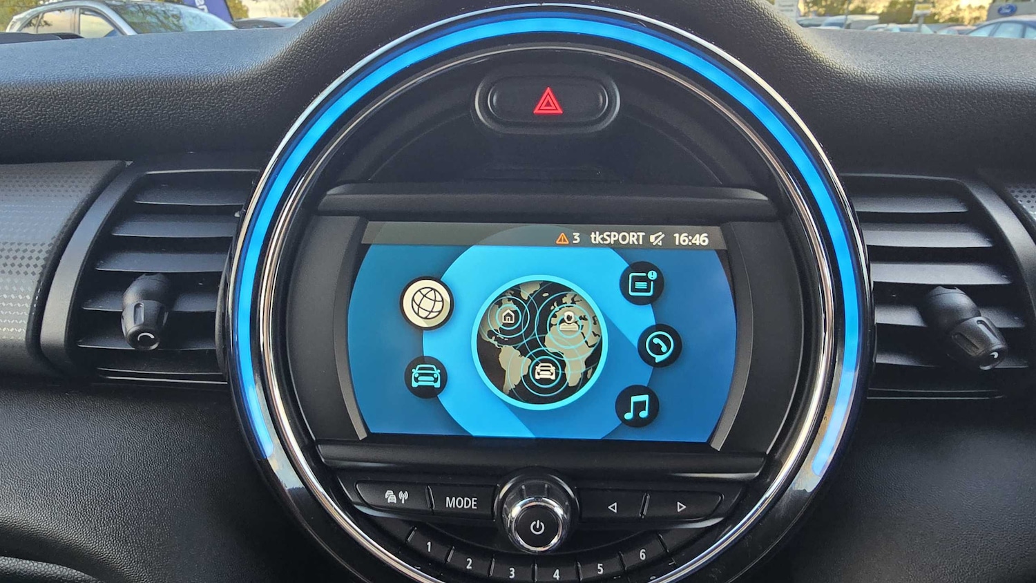 Used MINI Hatch 2018 for sale - 76401343: Photo 11