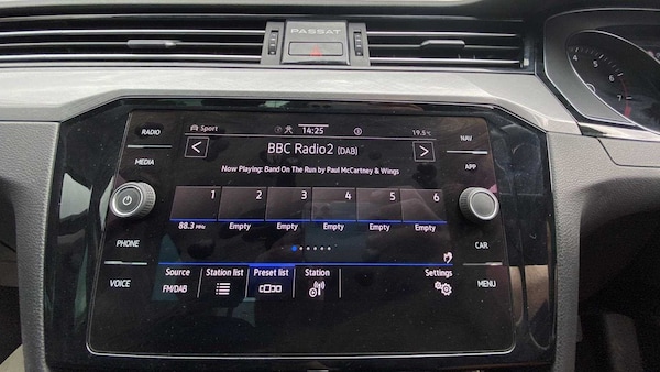 Used Volkswagen Passat 2021 for sale - 75417936: Photo 10