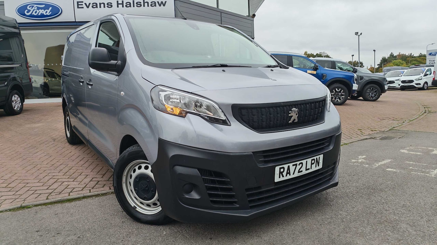 Used Peugeot Expert 2023 for sale - 76339724: Photo 2