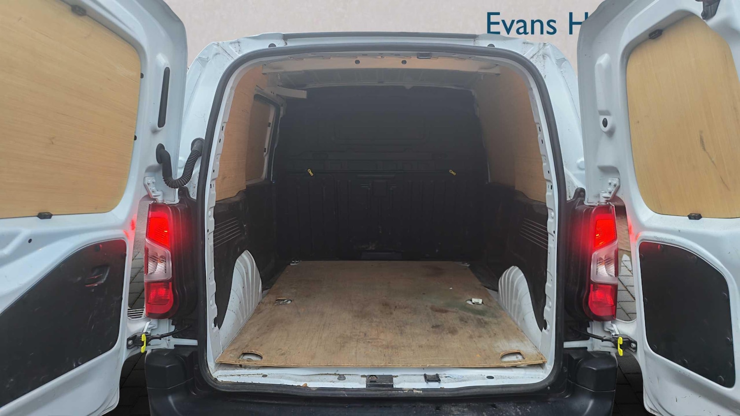 Used Citroen Berlingo 2023 for sale - 77458644: Photo 6