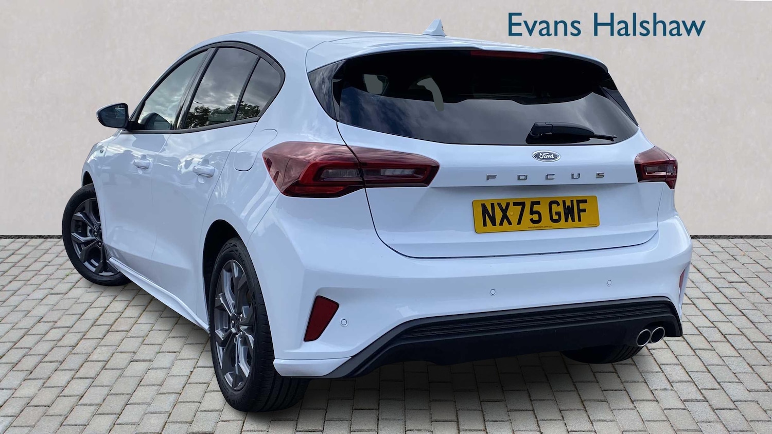 Used Ford Focus 2025 for sale - 76661781: Photo 2