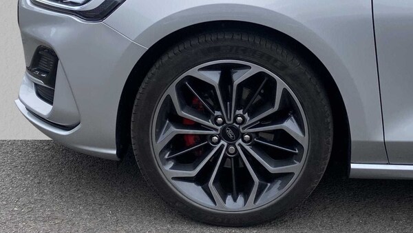 Used Ford Focus 2023 for sale - 75683038: Photo 7