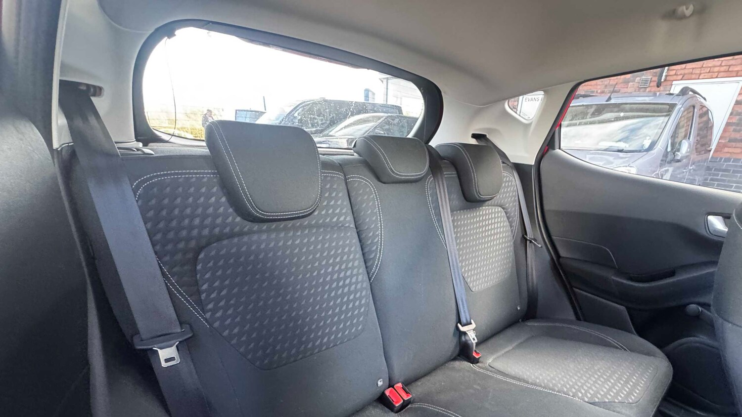 Used Ford Fiesta 2018 for sale - 77885976: Photo 16