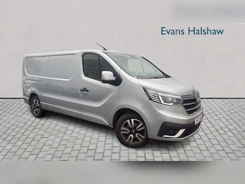 Renault Trafic feature image