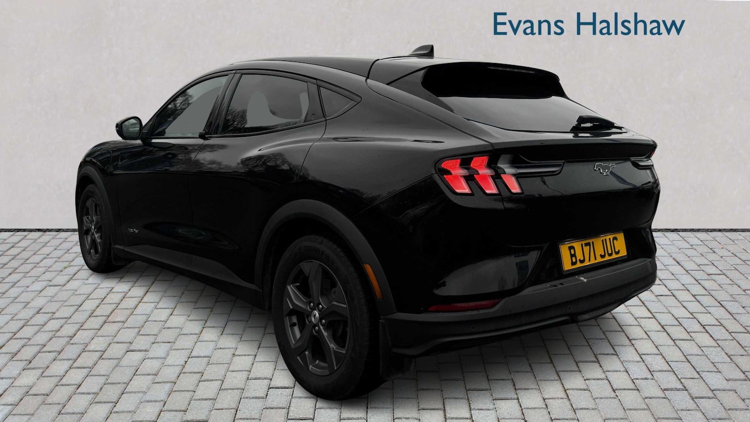 Used Ford Mustang Mach-E 2021 for sale - 77458611: Photo 2