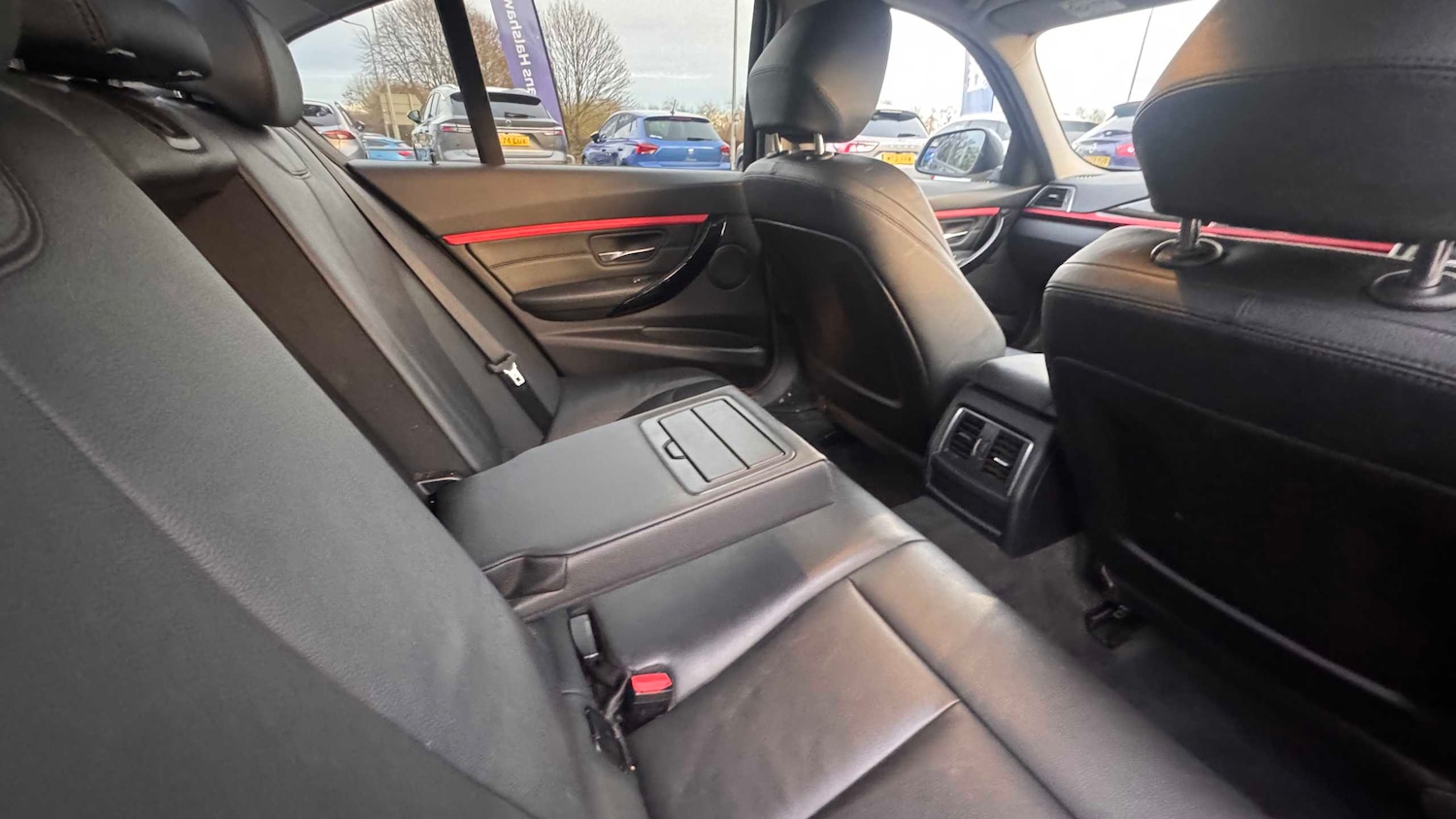 Used BMW 3 Series 2018 for sale - 76967909: Photo 10