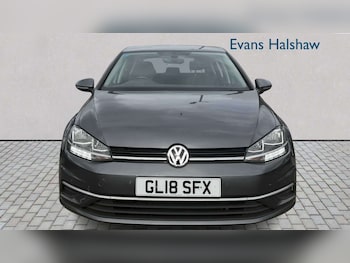 Used Volkswagen Golf 2018 for sale - 78761111: Photo