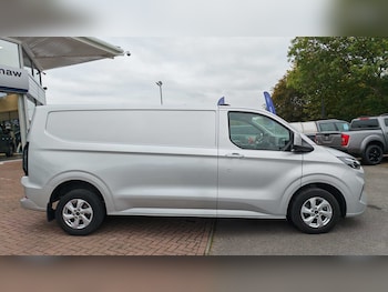 Used Ford Transit Custom 2024 for sale - 76310822: Photo 3