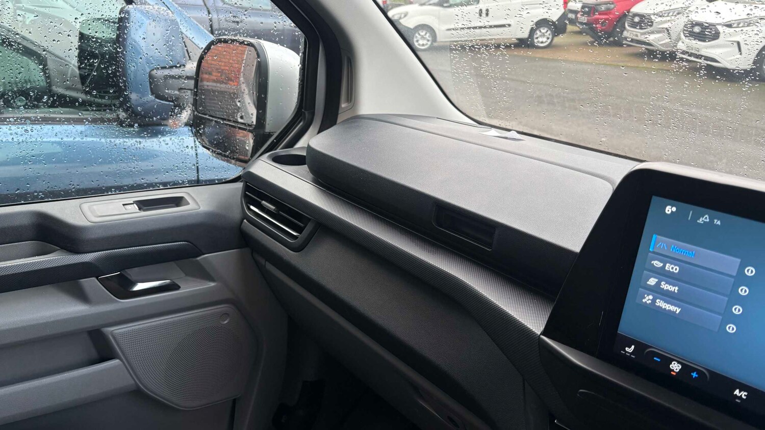 Used Ford Transit Custom 2024 for sale - 77397874: Photo 16