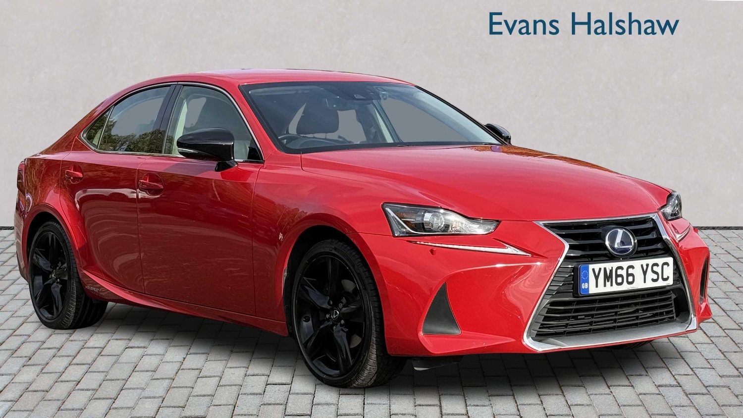 Used Lexus IS 2017 for sale - 76362646: Photo 1