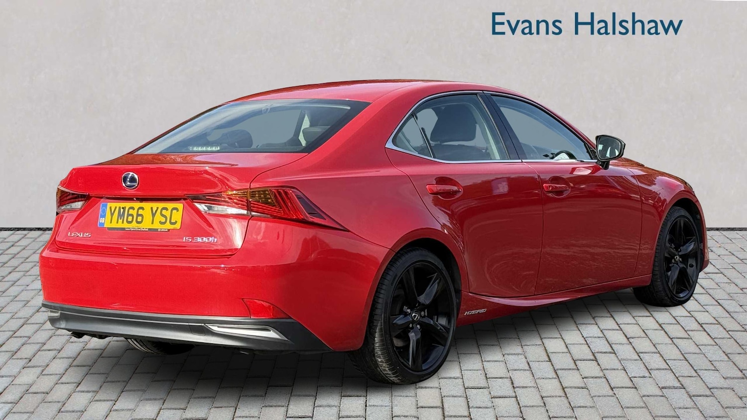Used Lexus IS 2017 for sale - 76362646: Photo 7
