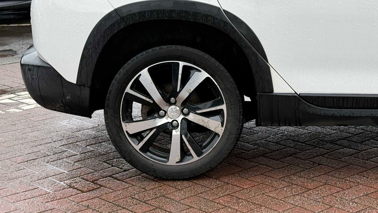 Used Peugeot 2008 2019 for sale - 77540871: Photo 9