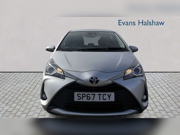 Used Toyota Yaris 2017 for sale - 78209206: Photo