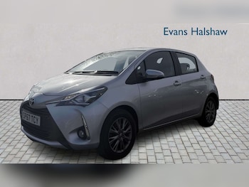 Used Toyota Yaris 2017 for sale - 78209206: Photo