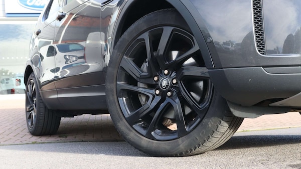 Used Land Rover Discovery 2021 for sale - 76218289: Photo 6