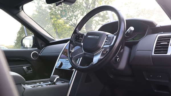 Used Land Rover Discovery 2021 for sale - 76218289: Photo 7
