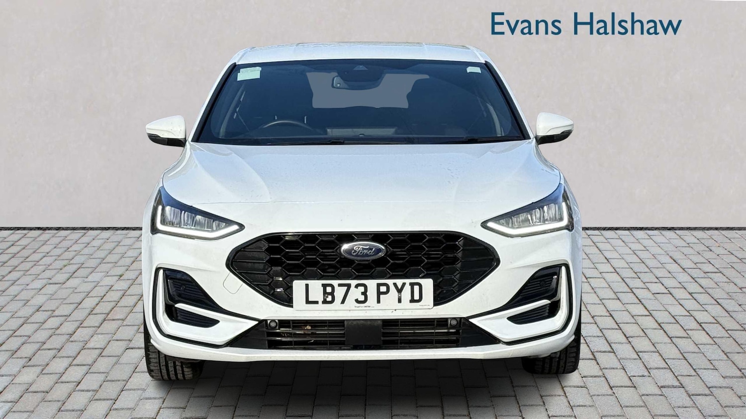 Used Ford Focus 2023 for sale - 76411419: Photo 2