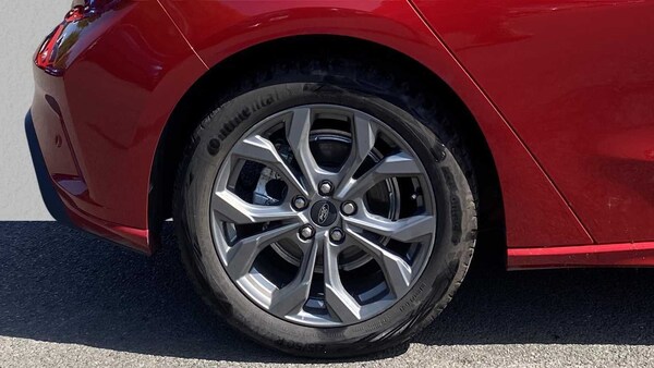 Used Ford Focus 2024 for sale - 75316498: Photo 9