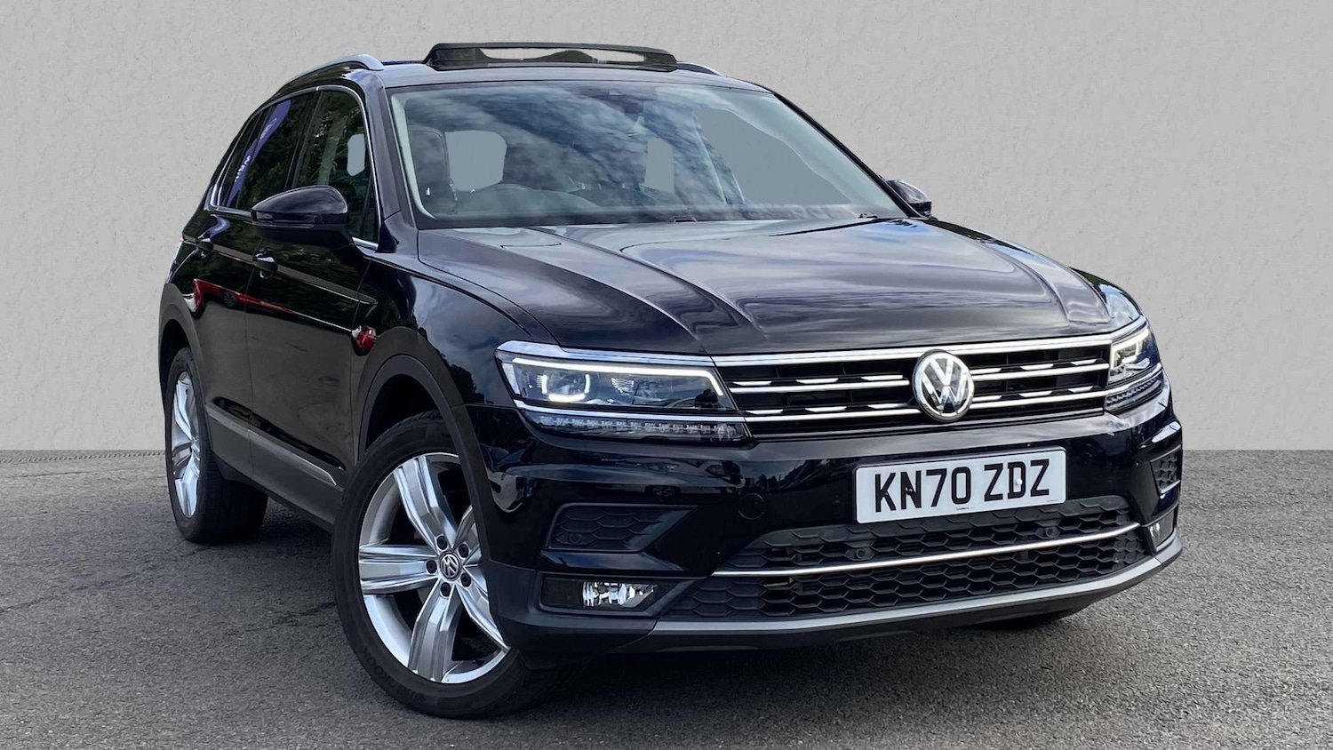 Used Volkswagen Tiguan 2020 for sale - 76016289: Photo 1