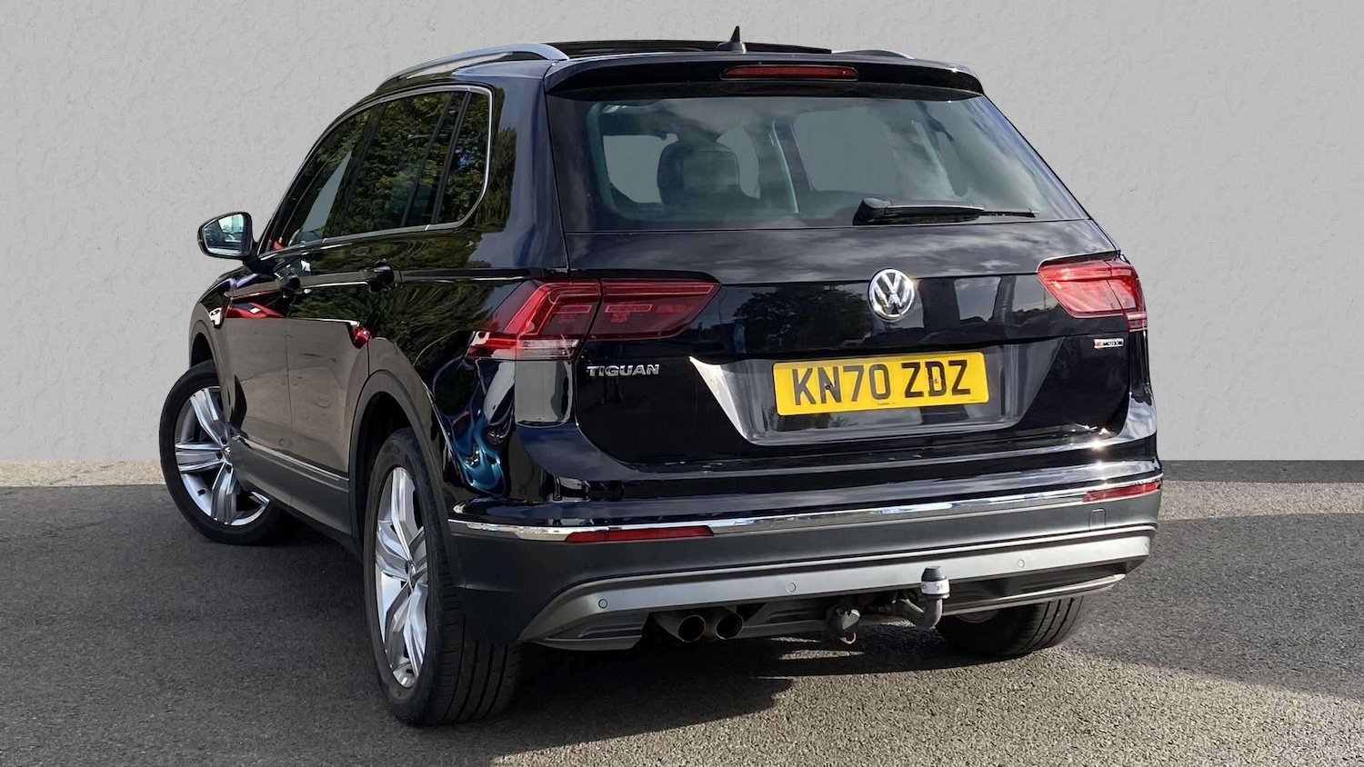 Used Volkswagen Tiguan 2020 for sale - 76016289: Photo 2
