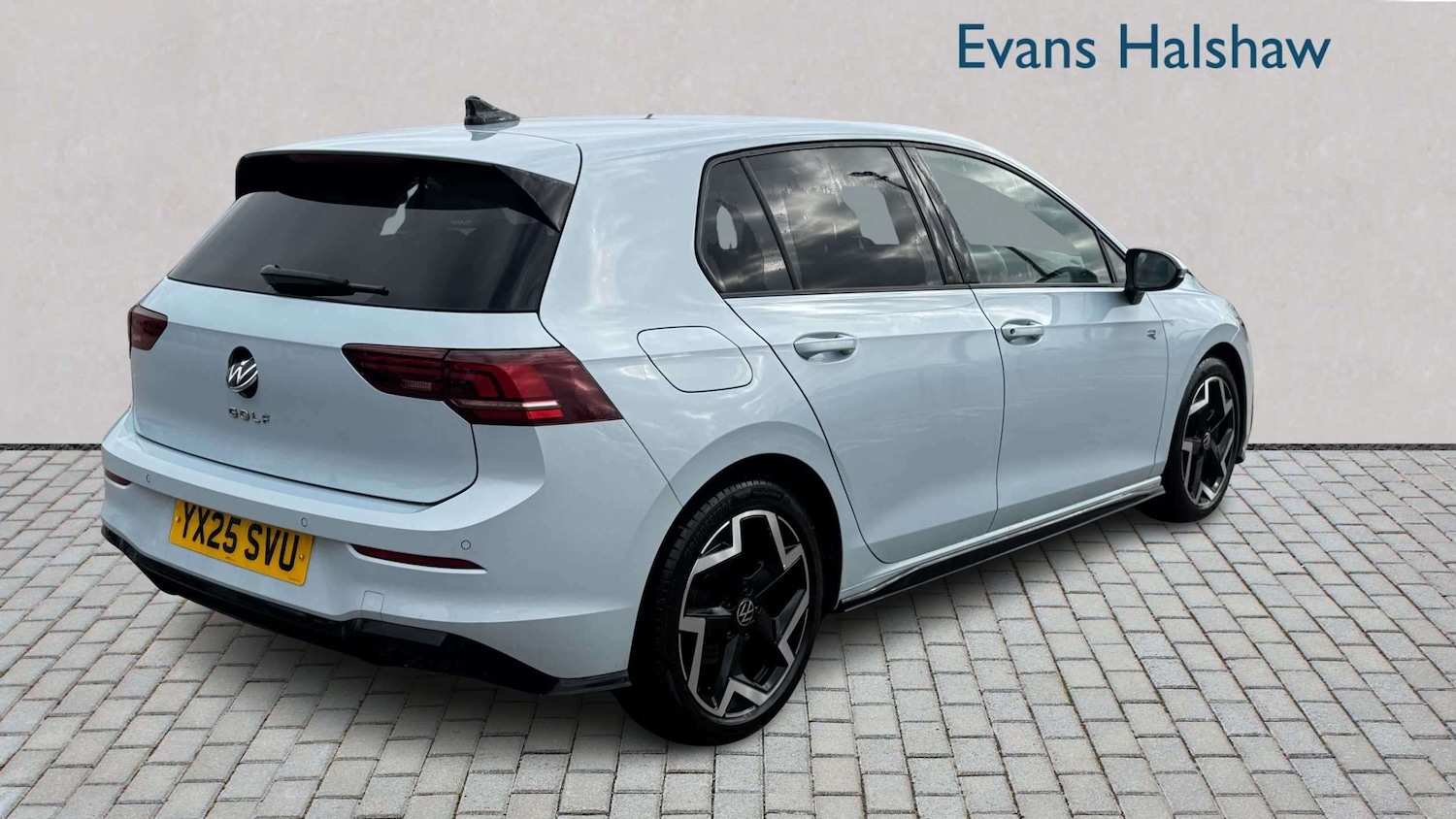 Used Volkswagen Golf 2025 for sale - 77972837: Photo 7