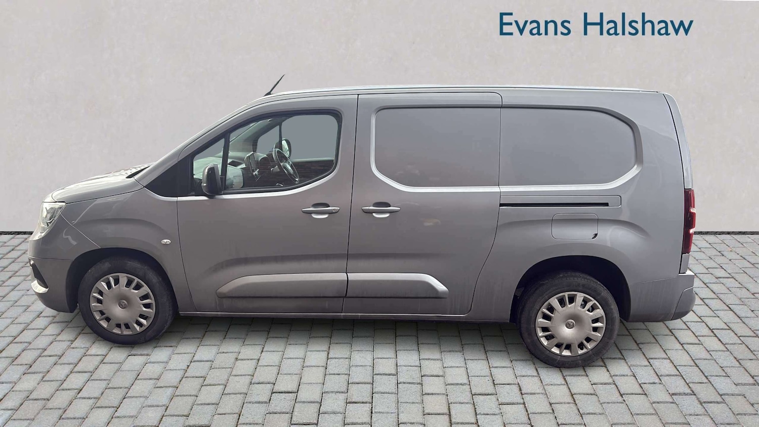 Used Vauxhall Combo 2023 for sale - 77674618: Photo 3