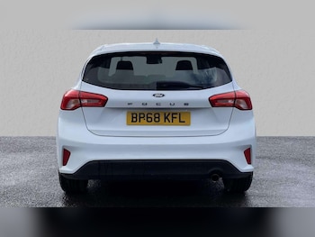 Used Ford Focus 2018 for sale - 76016263: Photo 4