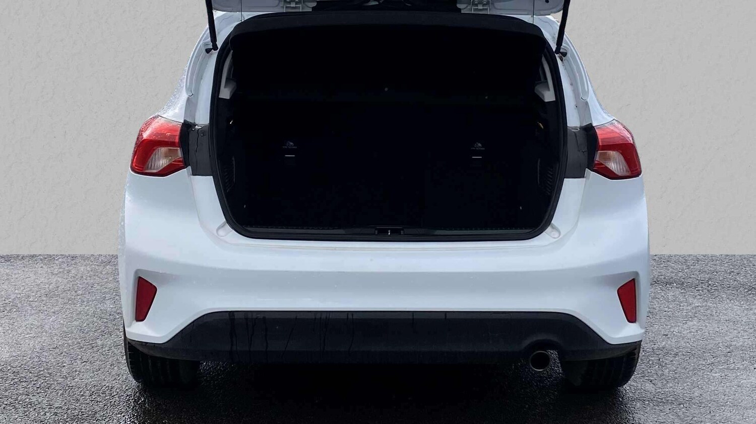 Used Ford Focus 2018 for sale - 76016263: Photo 7