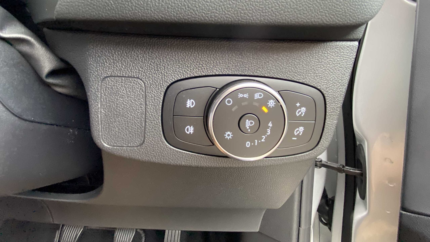 Used Ford Focus 2025 for sale - 76661957: Photo 10