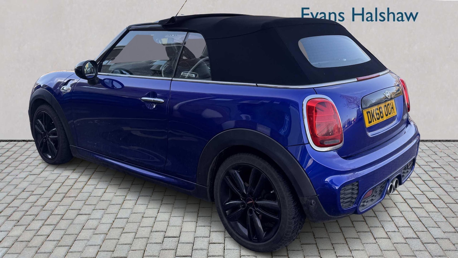 Used MINI Convertible 2018 for sale - 76902286: Photo 5
