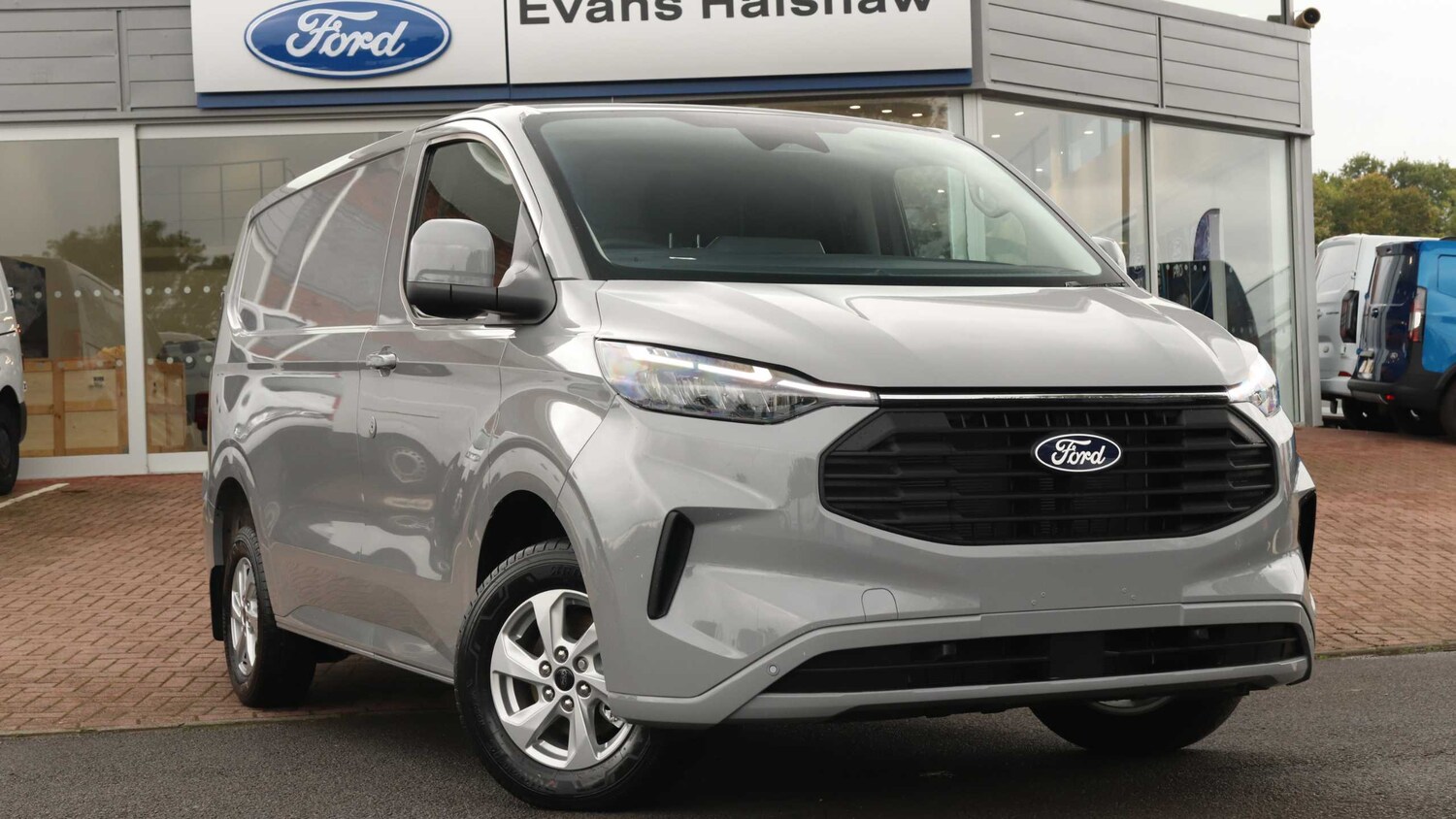 Used Ford Transit Custom for sale - 76218232: Photo 1