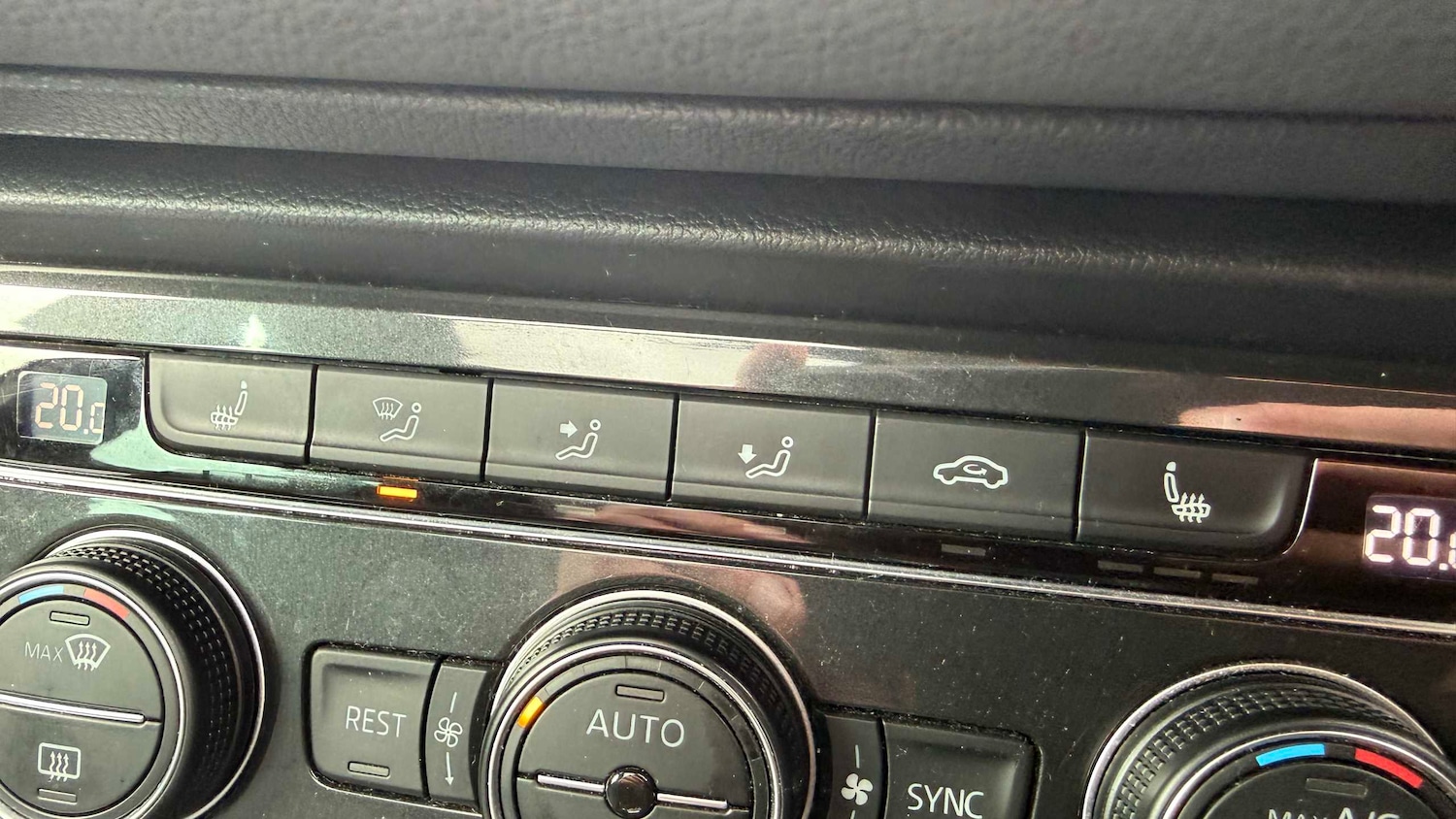 Used Volkswagen Tiguan 2019 for sale - 77711223: Photo 15