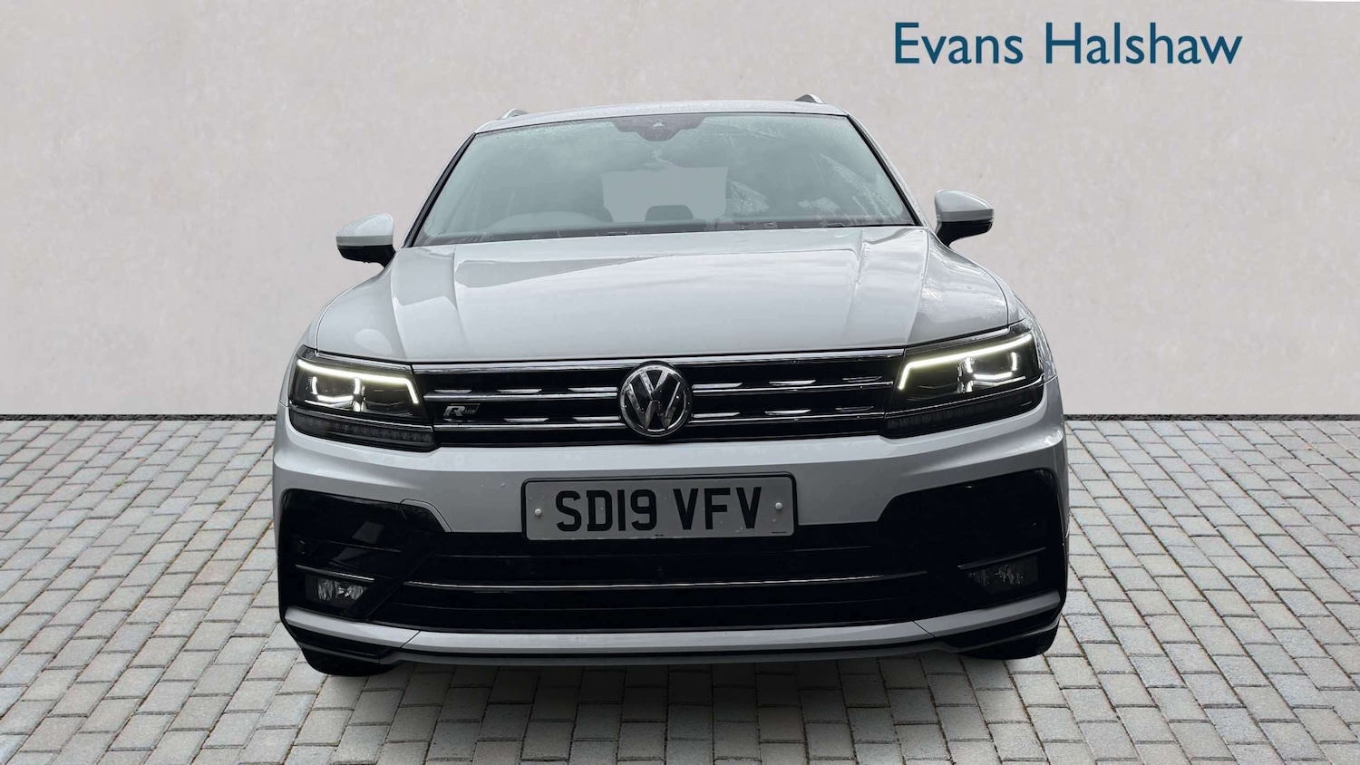 Used Volkswagen Tiguan 2019 for sale - 77711223: Photo 3