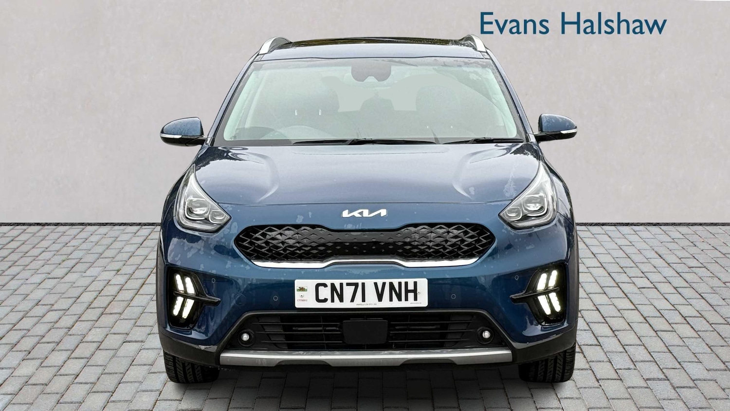 Used Kia Niro 2021 for sale - 76272144: Photo 2