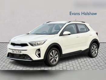 Used Kia Stonic 2023 for sale - 76460410: Photo