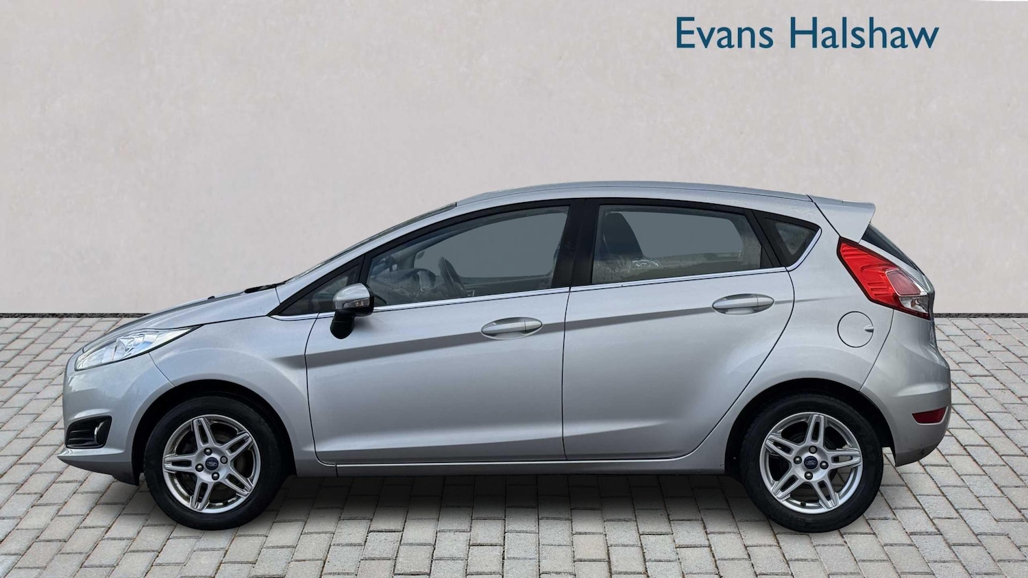 Used Ford Fiesta 2014 for sale - 77178908: Photo 4