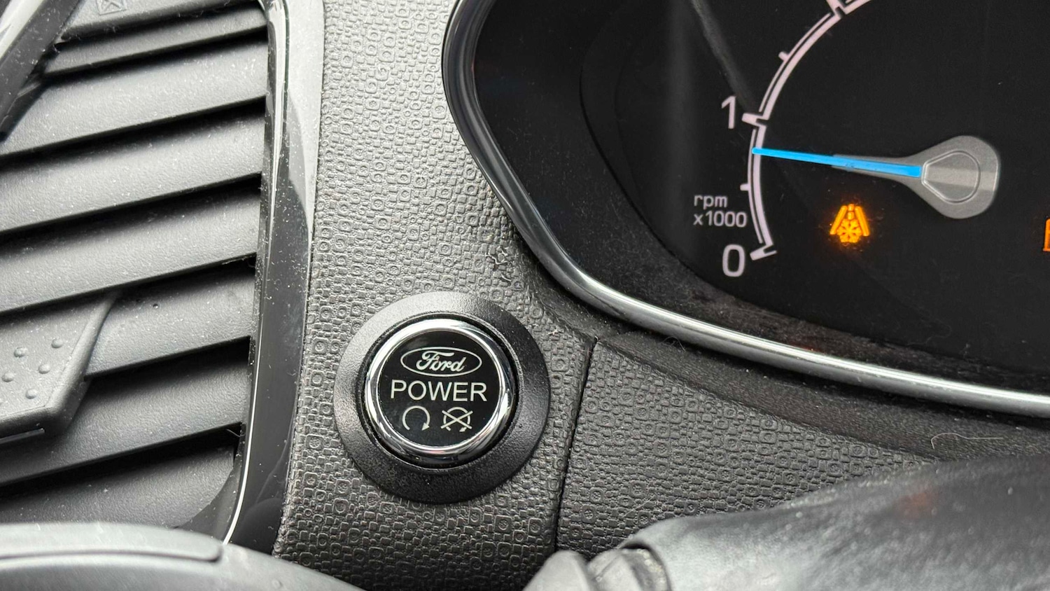 Used Ford Ecosport 2016 for sale - 77389995: Photo 16