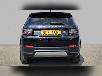 Used Land Rover Discovery Sport 2021 for sale - 75566510: Photo